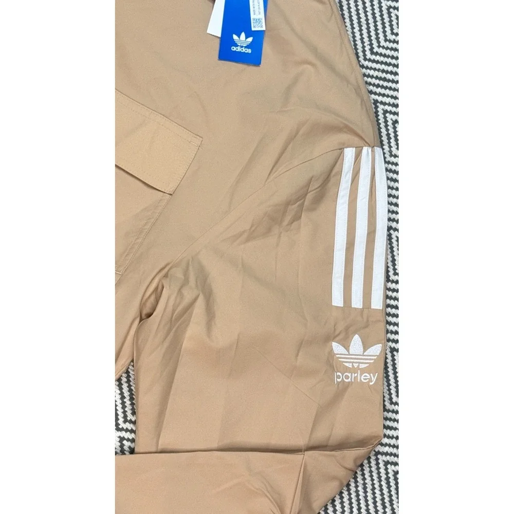 Adidas Men's Full Zip Long Sleeve Parley‎ TT Beige Track Jacket Size Medium
